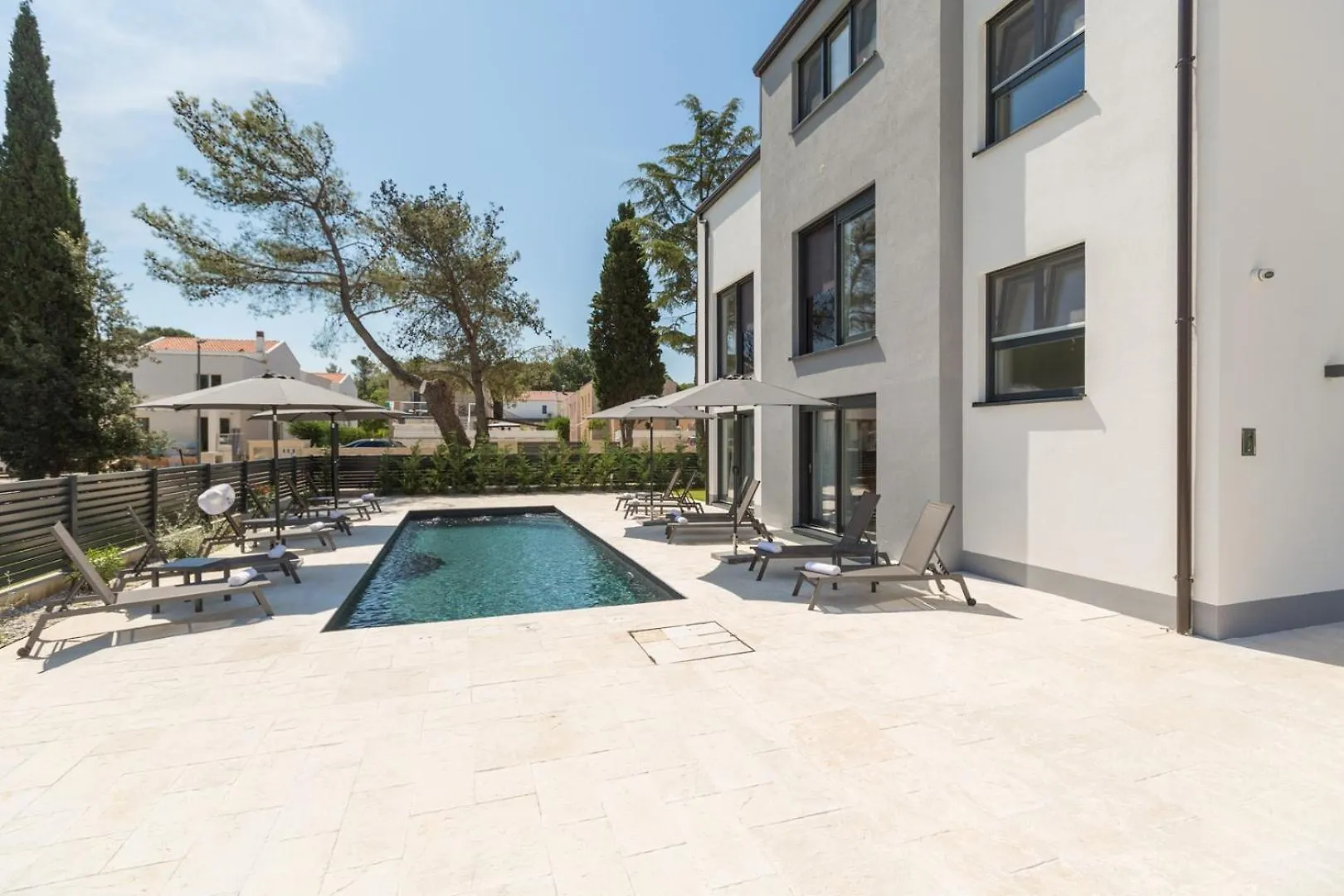 Villa Matic I Apartment With Balcony And Shared Pool Funtana
