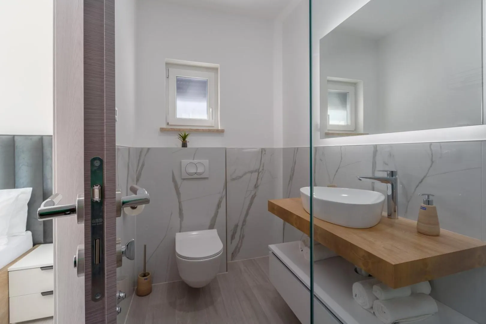 Villa Matic I Apartment With Balcony And Shared Pool Funtana 0*,  Croatia