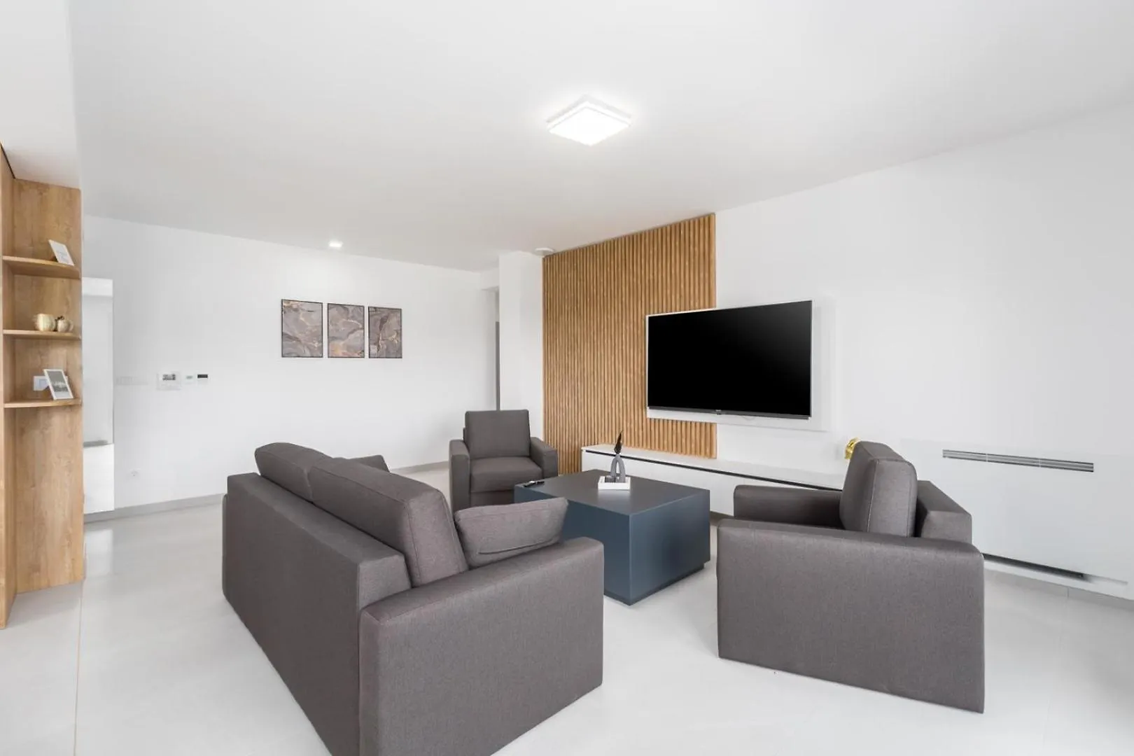 Villa Matic I Apartment With Balcony And Shared Pool Funtana